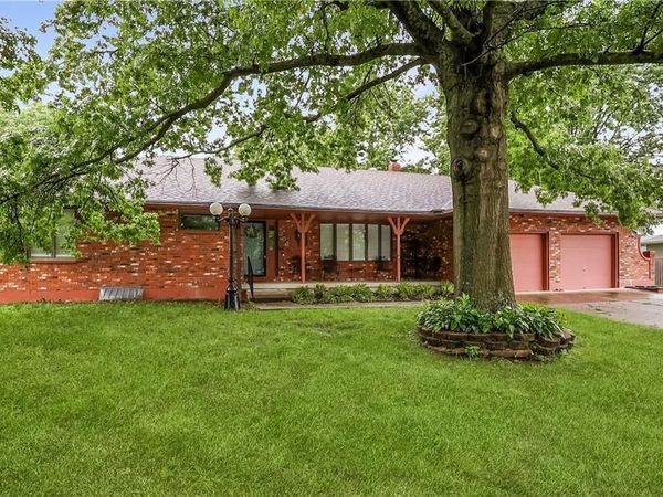 304 S Delaware Street, Archie, MO 64725