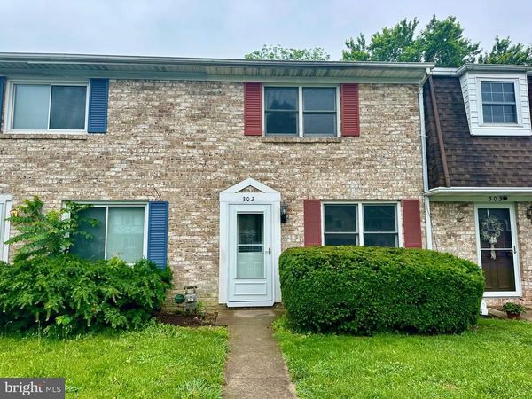 302 HILLS DRIVE , GETTYSBURG, PA 17325