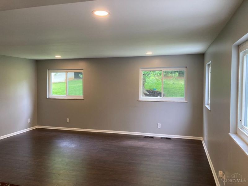 3040 Werkridge Drive, Green Township, OH 45248 Photo 3