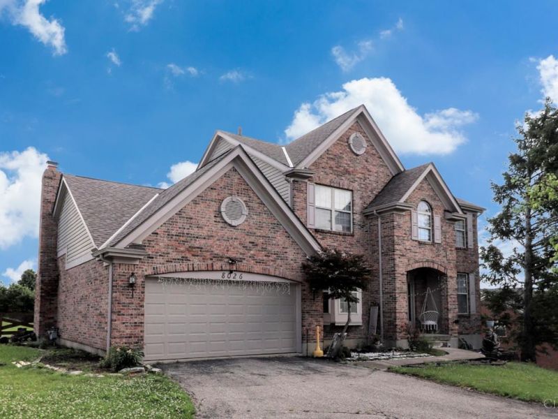 8026 Quail Meadow Lane, West Chester, OH 45069 Photo 1