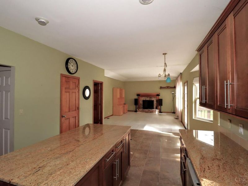 8026 Quail Meadow Lane, West Chester, OH 45069 Photo 16