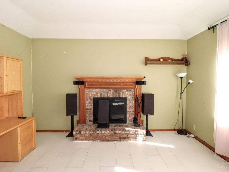 8026 Quail Meadow Lane, West Chester, OH 45069 Photo 17