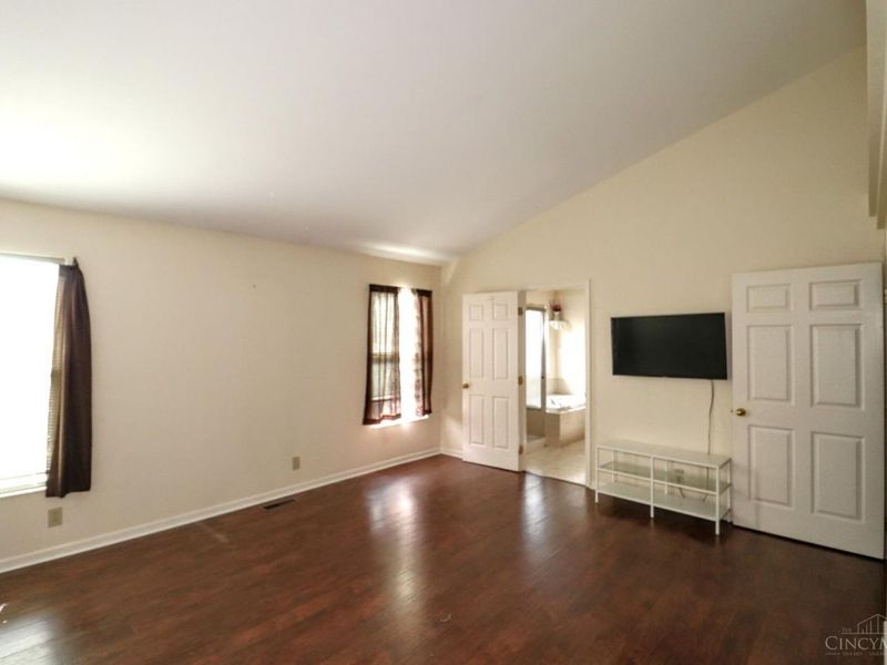 8026 Quail Meadow Lane, West Chester, OH 45069 Photo 27