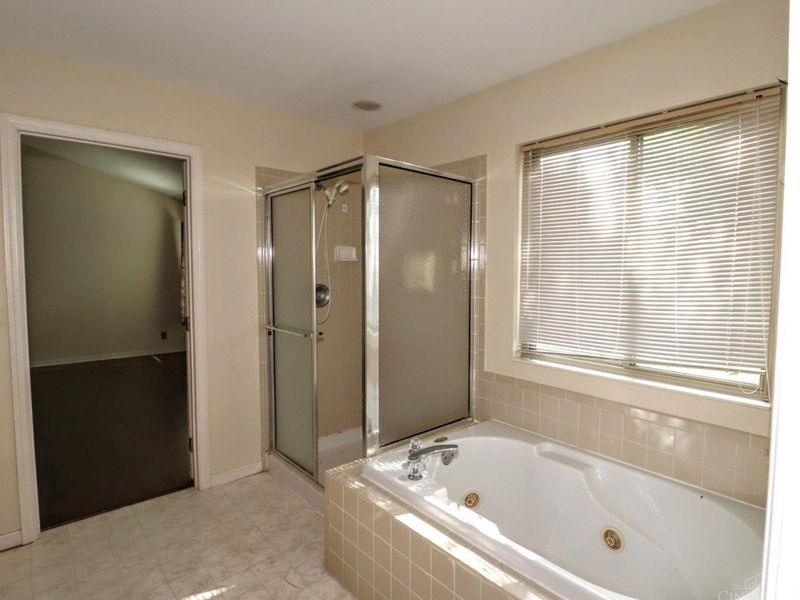 8026 Quail Meadow Lane, West Chester, OH 45069 Photo 28