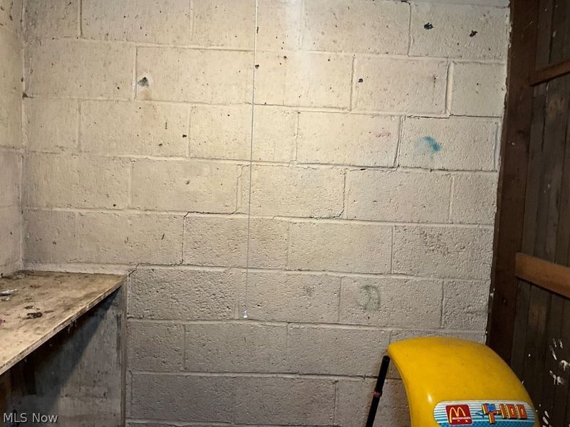 18971 Lorain Road, Fairview Park, OH 44126 Photo 14