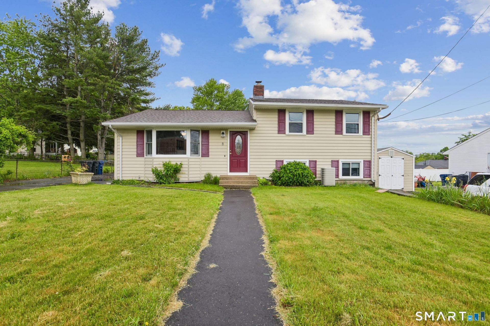 8 Norwell, West Haven, CT 06516 Main Photo