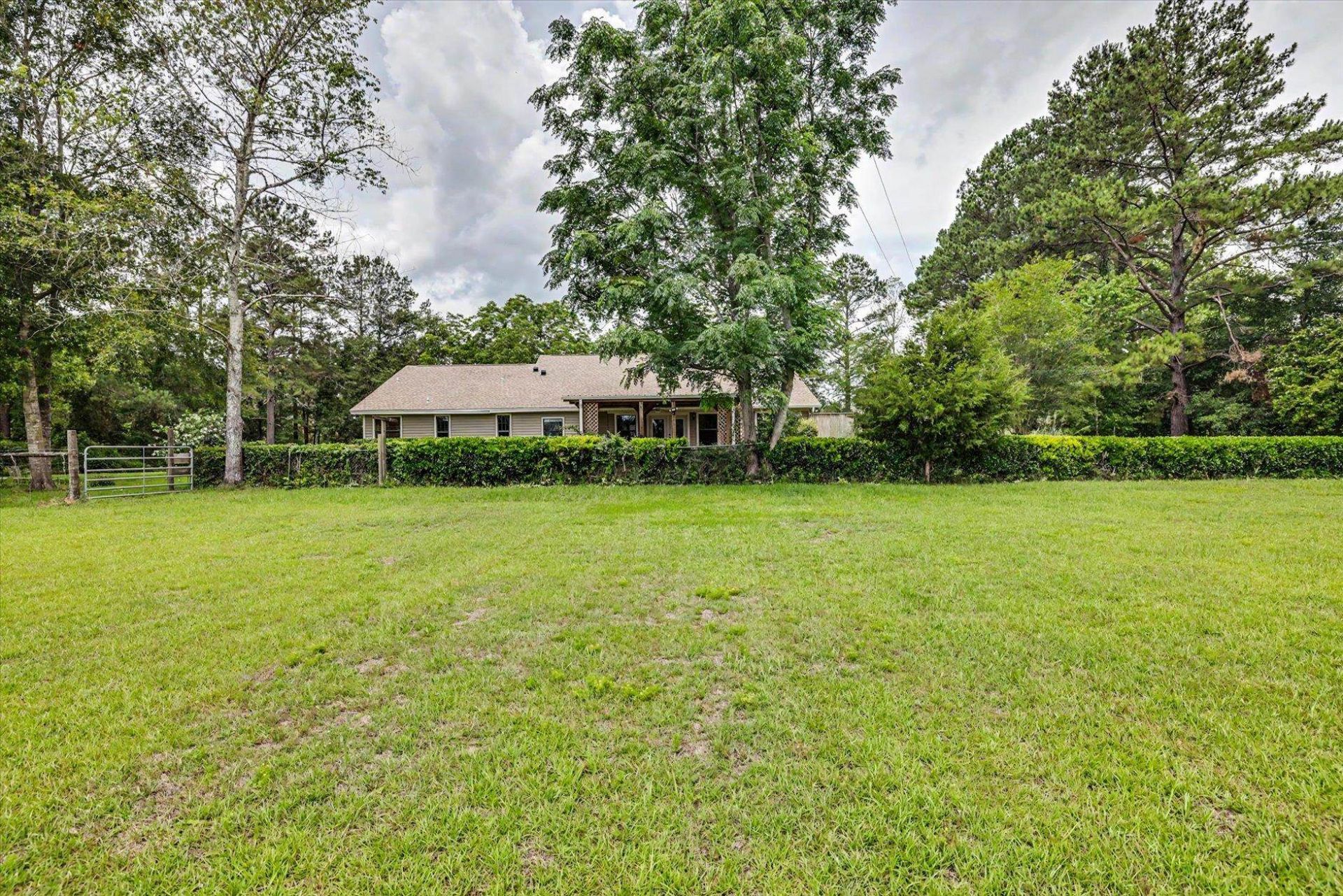 3136 Salem Rd , Havana, FL 00000 Photo