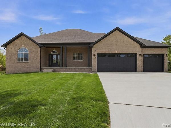 68125 Lake Angela Drive, Richmond, MI 48062