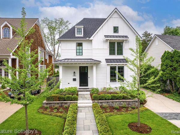 492 Vinewood Avenue , Birmingham, MI 48009