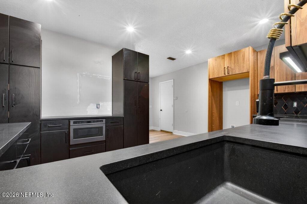 2523 Belfort Road, Jacksonville, FL 32216 Photo