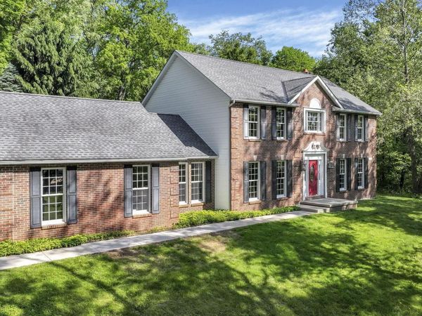 2255 Horns Hill Road , Newark, OH 43055