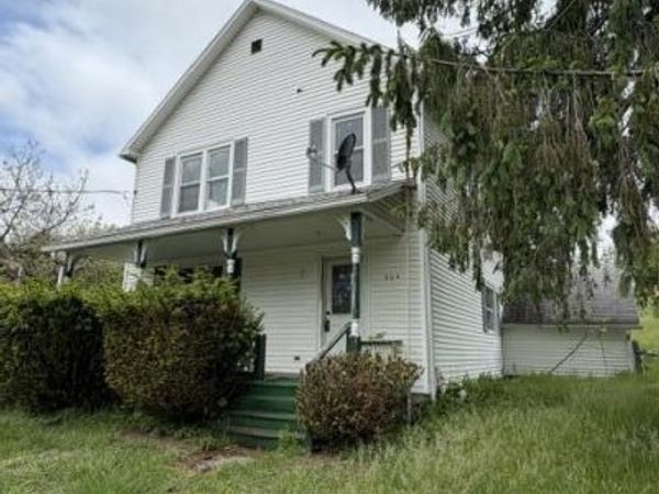 304 Village Road, Dallas, PA 18612