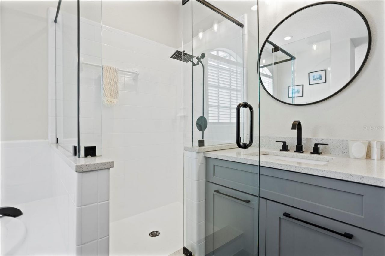 8455 Foxworth Circle, Unit 3, Orlando, FL 32819 Photo