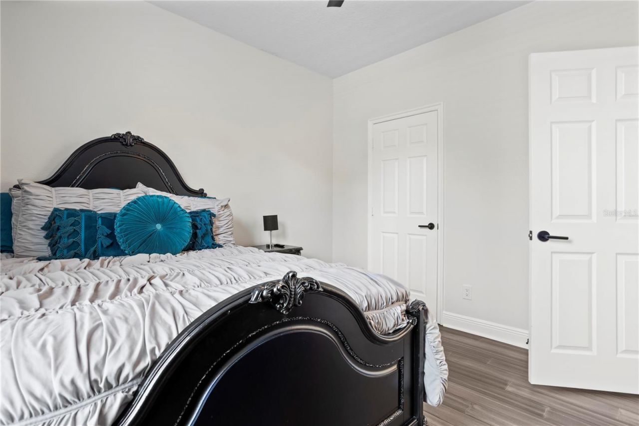 8455 Foxworth Circle, Unit 3, Orlando, FL 32819 Photo