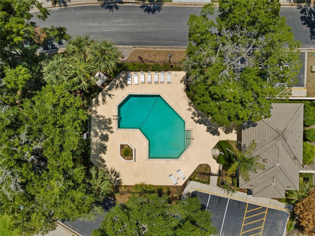 8455 Foxworth Circle, Unit 3, Orlando, FL 32819 Photo
