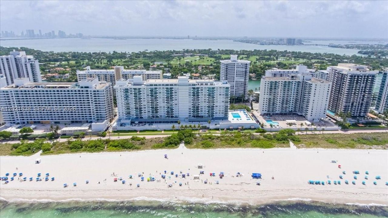 5601 Collins Ave , Unit 1517, Miami Beach, FL 33140 Photo