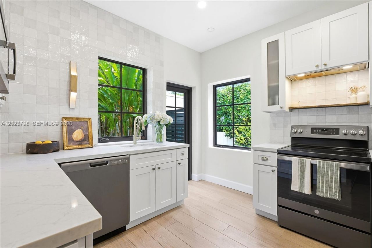 1220 Cordova St , Coral Gables, FL 33134 Photo