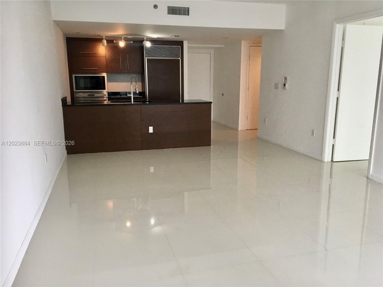 475 Brickell Avenue , Unit 1614, Miami, FL 33131 Photo
