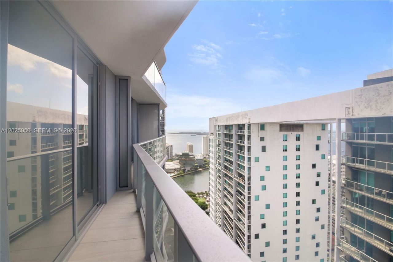 77 SE 5th St , Unit 4208, Miami, FL 33131 Photo