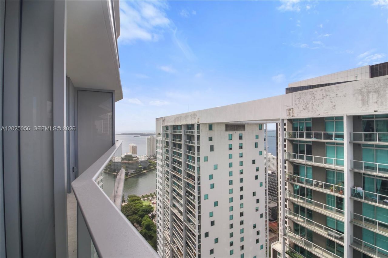 77 SE 5th St , Unit 4208, Miami, FL 33131 Photo