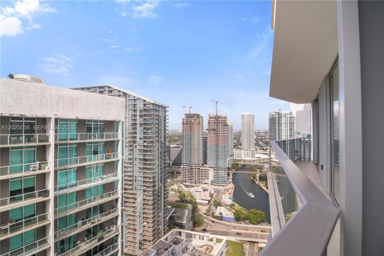 77 SE 5th St , Unit 4208, Miami, FL 33131 Photo
