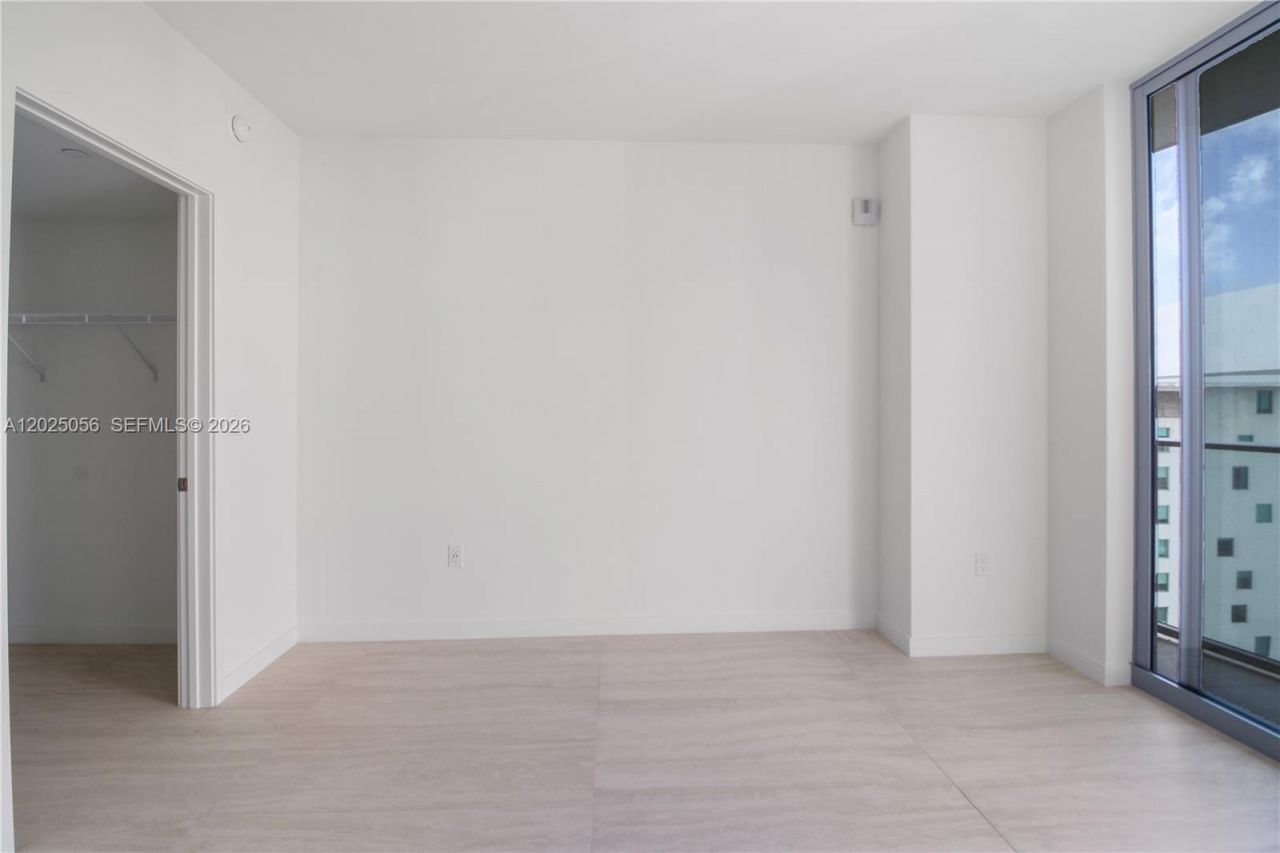 77 SE 5th St , Unit 4208, Miami, FL 33131 Photo