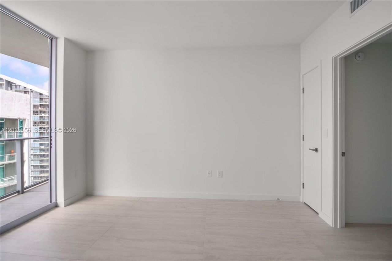 77 SE 5th St , Unit 4208, Miami, FL 33131 Photo