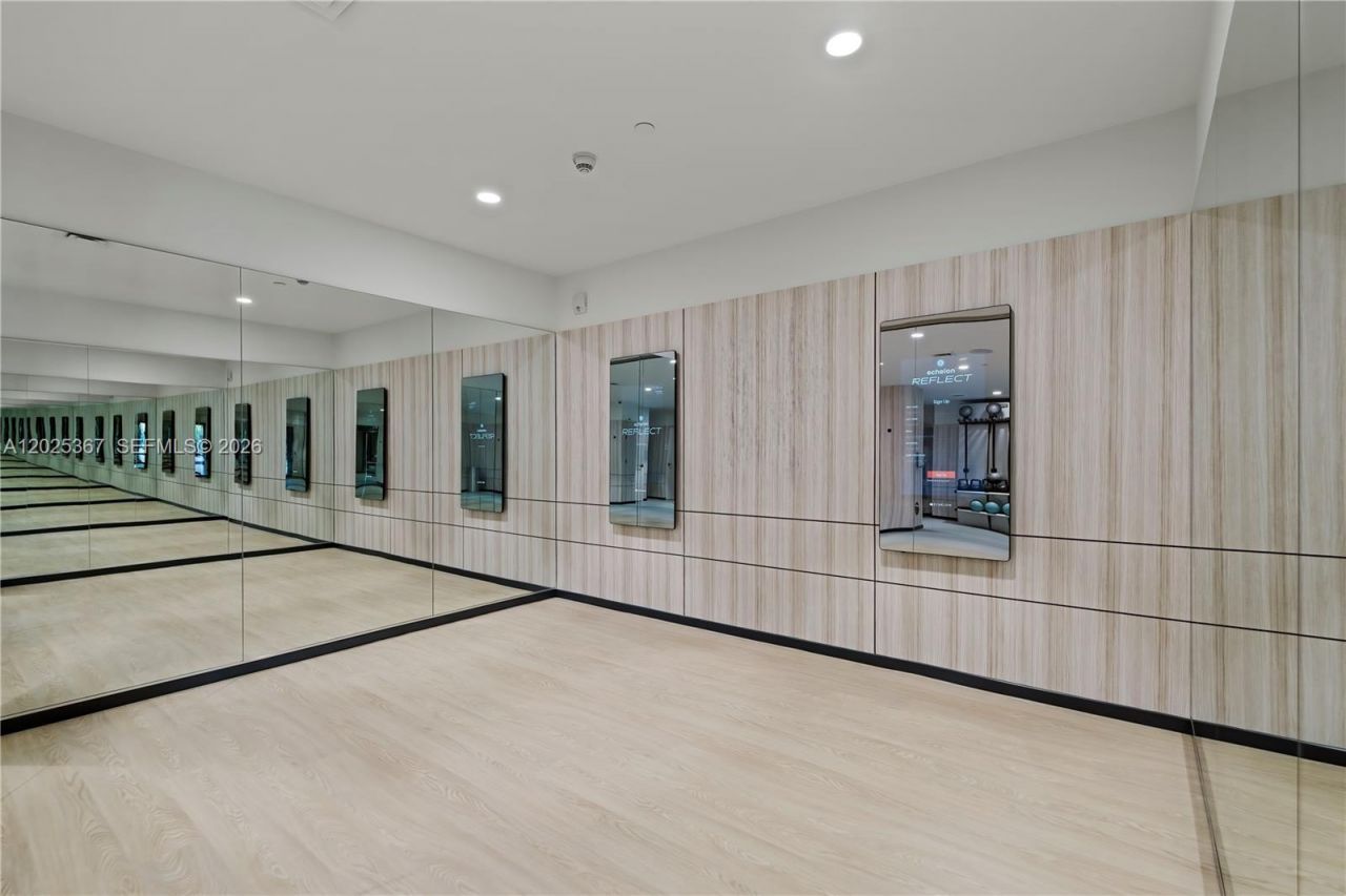 101 Diplomat Pkwy , Unit 2102, Hallandale Beach, FL 33009 Photo