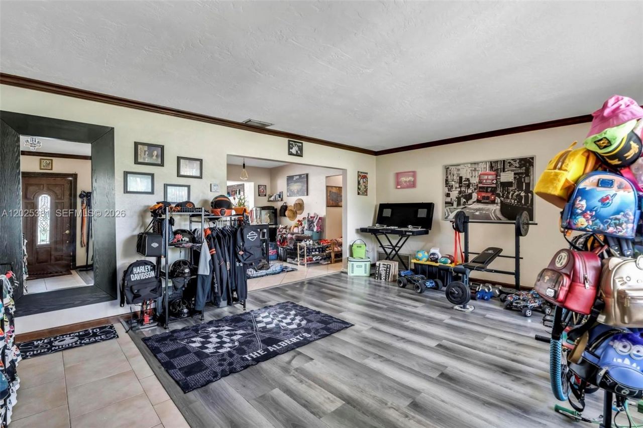 1620 NW 122nd Ave, Pembroke Pines, FL 33026 Photo