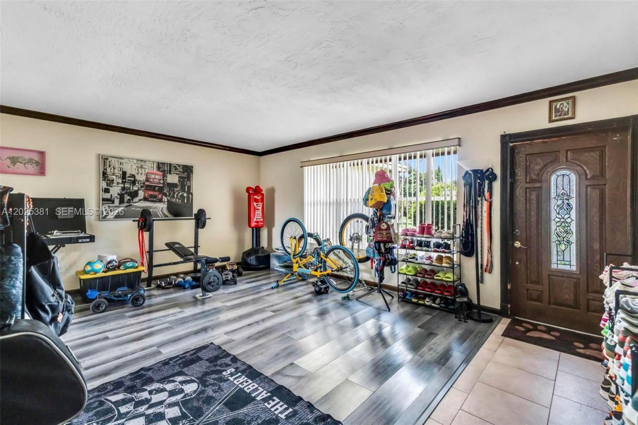 1620 NW 122nd Ave, Pembroke Pines, FL 33026 Photo