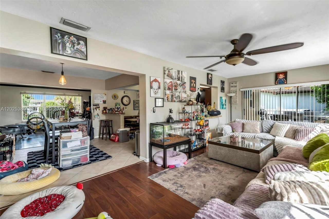 1620 NW 122nd Ave, Pembroke Pines, FL 33026 Photo