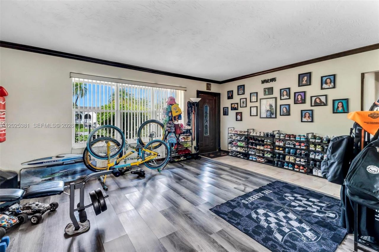 1620 NW 122nd Ave, Pembroke Pines, FL 33026 Photo