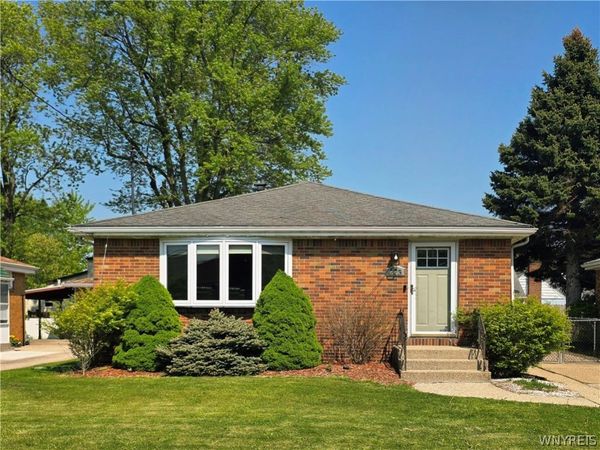 223 Collins Avenue , Buffalo, NY 14224