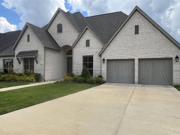 2834 Midlake Drive, Midlothian, TX 76065