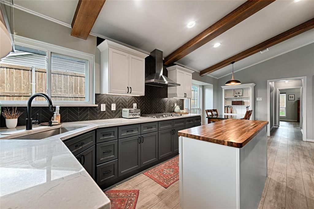 2708 Lakewood Lane, Carrollton, TX 75006 Main Photo