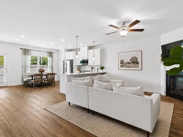 308 Crider Court , Woodstock, GA 30188