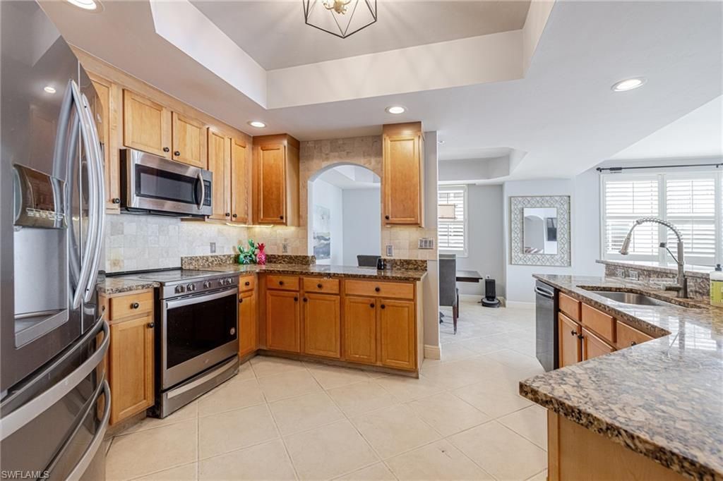 2090 W First St, Unit E705, Fort Myers, FL 33901 Photo