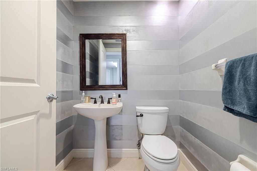 2090 W First St, Unit E705, Fort Myers, FL 33901 Photo