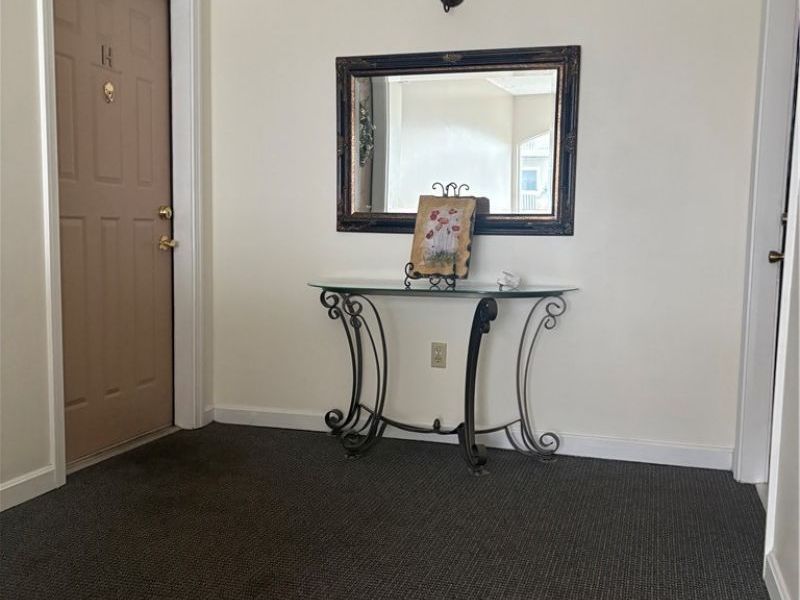 1432 Buckingham Gate Boulevard, Unit H, Cuyahoga Falls, OH 44221 Photo 2