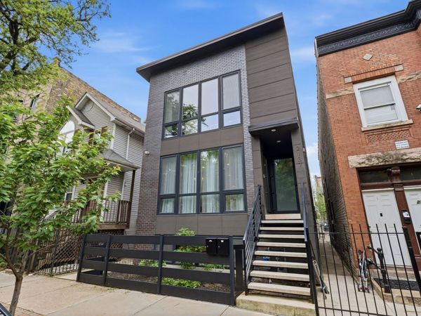 2137 W Ohio Street , Unit 1, Chicago, IL 60612