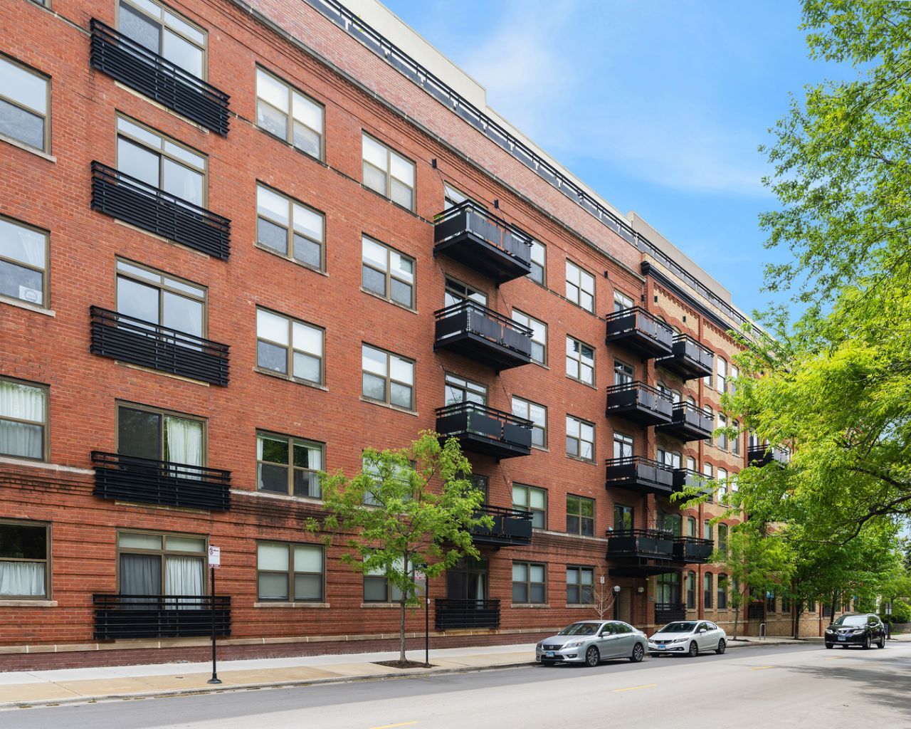1735 W Diversey Parkway, Unit 501, Chicago, IL 60614 Main Photo