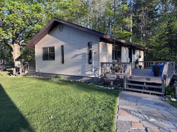 3606 Southview Drive, Johannesburg, MI 49751