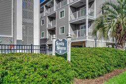 1509 N Waccamaw Dr. photo 4