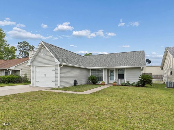 102 Heritage Circle, Panama City Beach, FL 32407