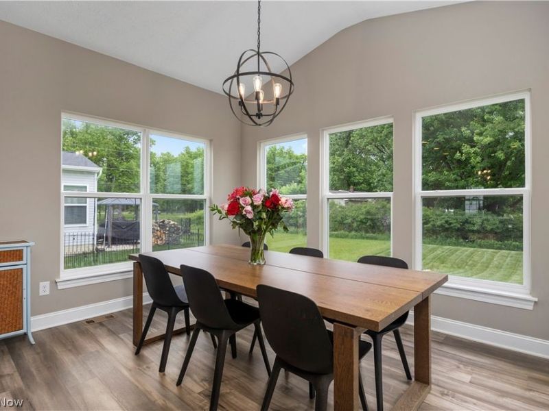 8109 Ashford Circle, North Ridgeville, OH 44039 Photo 10