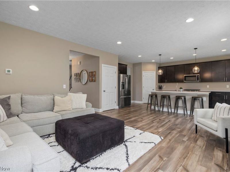 8109 Ashford Circle, North Ridgeville, OH 44039 Photo 18