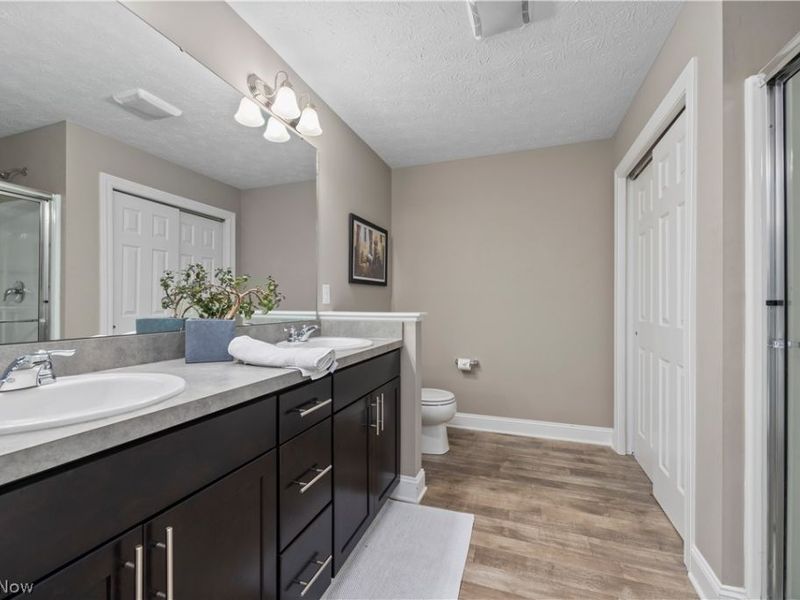 8109 Ashford Circle, North Ridgeville, OH 44039 Photo 31