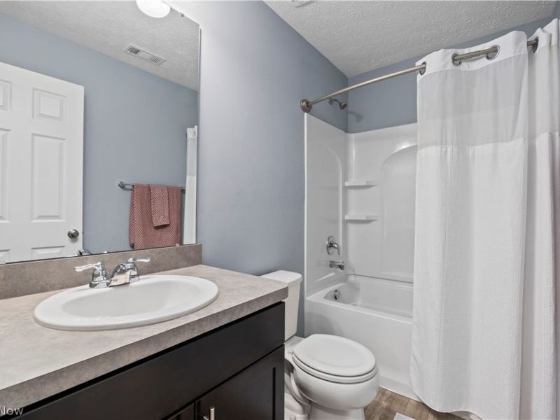 8109 Ashford Circle, North Ridgeville, OH 44039 Photo 34
