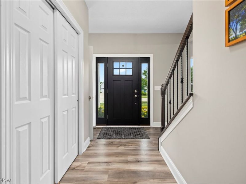 8109 Ashford Circle, North Ridgeville, OH 44039 Photo 4