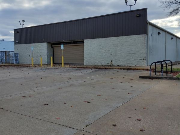 2245 LAMAR AVE, Memphis, TN 38114